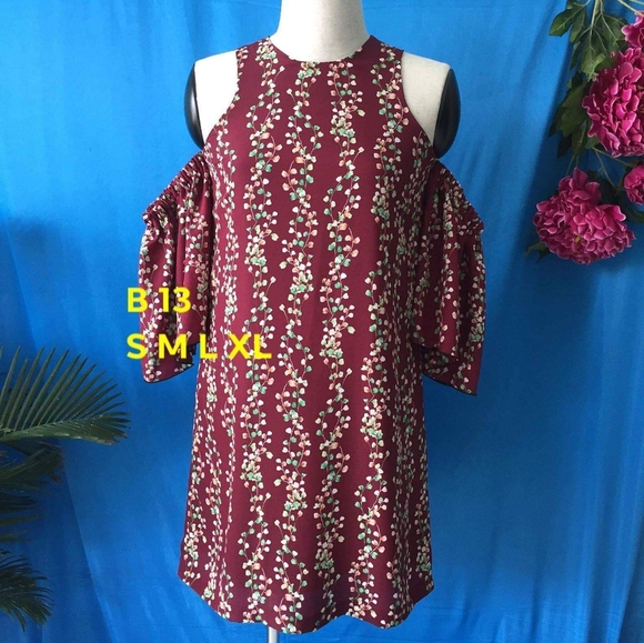 dresses - Picture 1 of 1